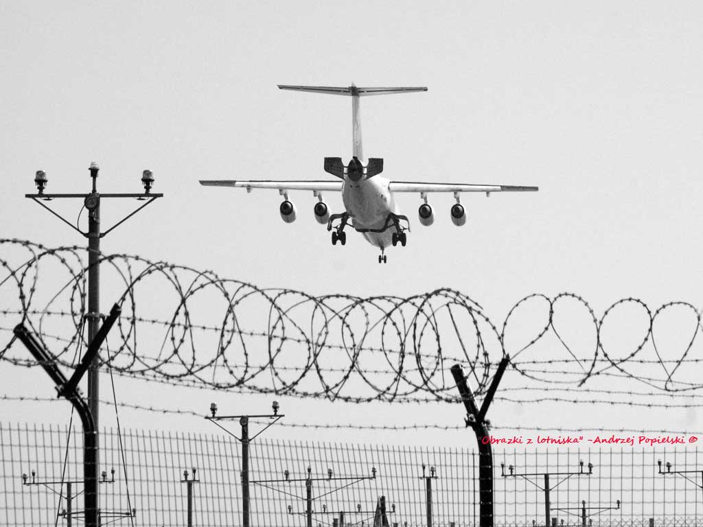 Airport pictures 18 - Photo Art Gallery by Andrzej Popielski