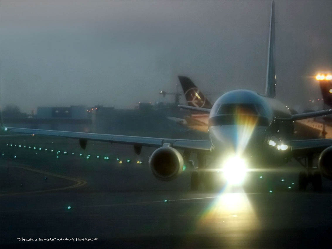Airport pictures 5 - Photo Art Gallery by Andrzej Popielski