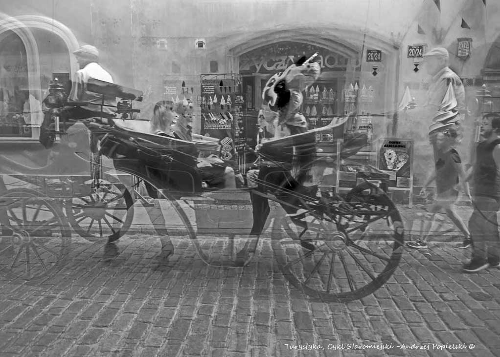 Tourism Warsaw Old Town Cycle